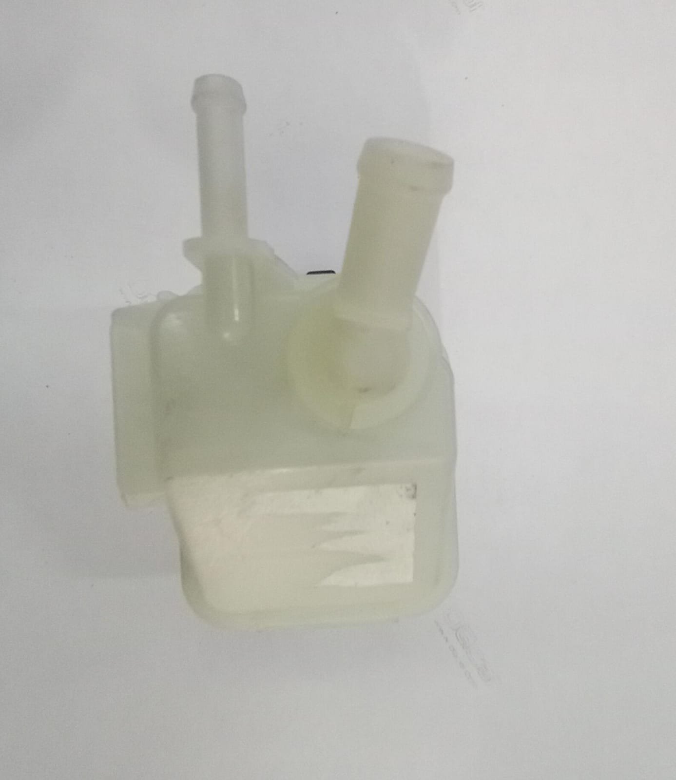 Depósito Hidráulico Toyota Hilux 2020 Revo - Repuesto Nuevo - Image 2